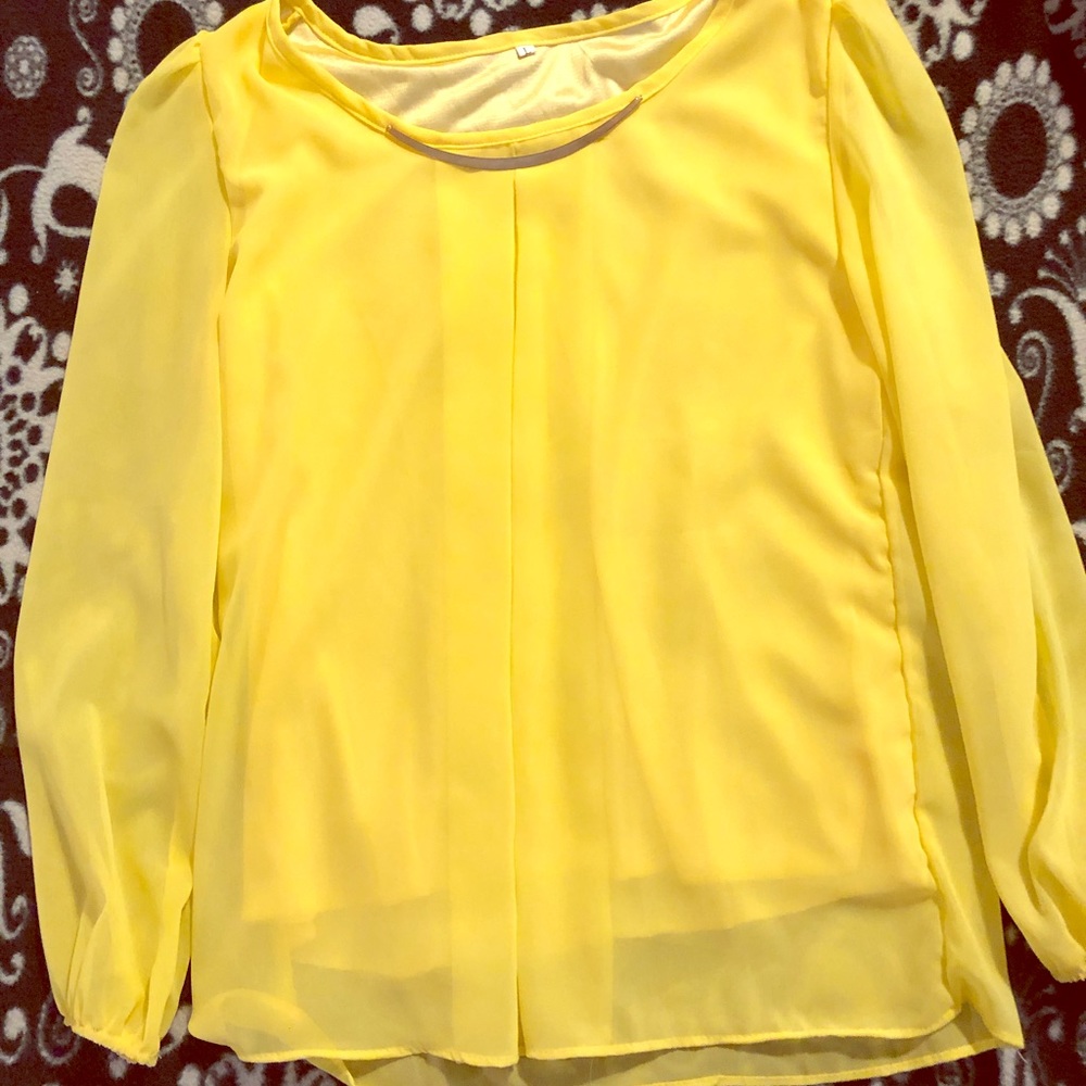 BLOUSE SIZE LARGE NWOT